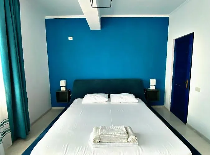 Santorini Summer * Năvodari